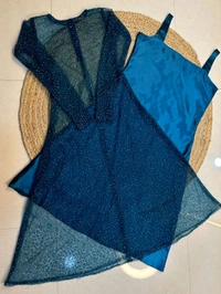 W94003 Galaxy 2 piece
Launch a shining inner with a beautifully beaded outer coat - XL - 42, Regal Blue