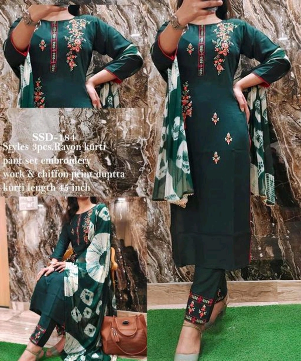 Women Rayon Kurta Set - L