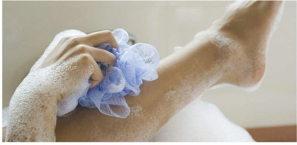 Mysore Sandal Soap Set with Round Loofah (4 Items in the set)