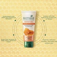 Biotique Honey Gel Soothe & Nourish Foaming Face wash 100ml | Gentle Cleansing Face Wash | Honey and Turmeric Cleanse | Non-Drying Face Wash | 100% Botanical Extracts | for All Skin Types |
