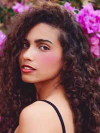 Incolor Long Lasting Matt Touch Blusher 5g Shade 01 | Matte Finish Blush, Long-Wear Cheek Color, Lightweight & Blendable, Natural Glow for All Skin Tones, Daily Makeup Essential