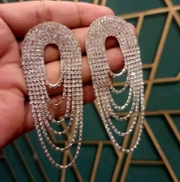 Elegant Stone, Crystal, and Alloy Silver White Jewellery Set (Pack Of 1) - Alto, Free Size