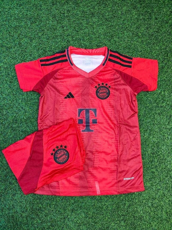 Kids Bayern Munich Home Jersey Set - 20-22