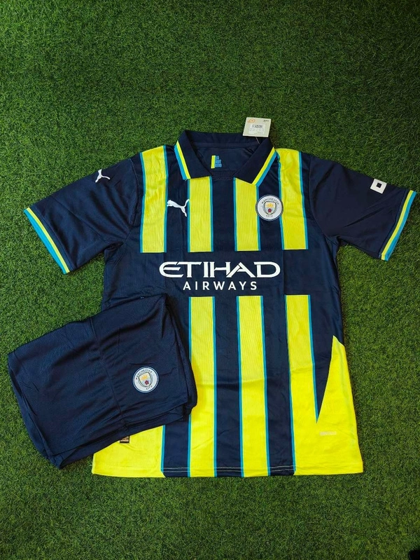 Manchester City 3rd Kit Green Colour Jersey Set - M