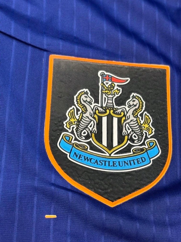 Newcastle United 25/26 3rd Kit Player Edition - L