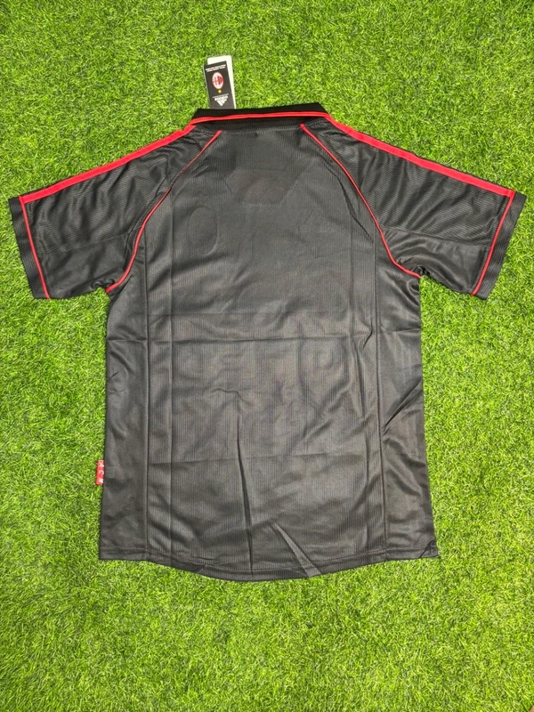 Retro AC Milan 1998/99 3rd Kit Half Sleeve - L