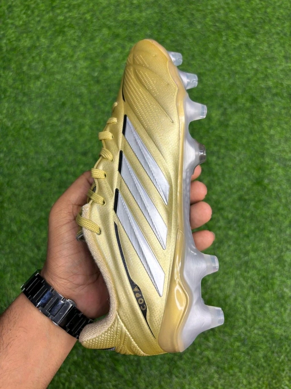 Copa Pure IV Elite Golden Colour Low-top FG With Lace - 7.5