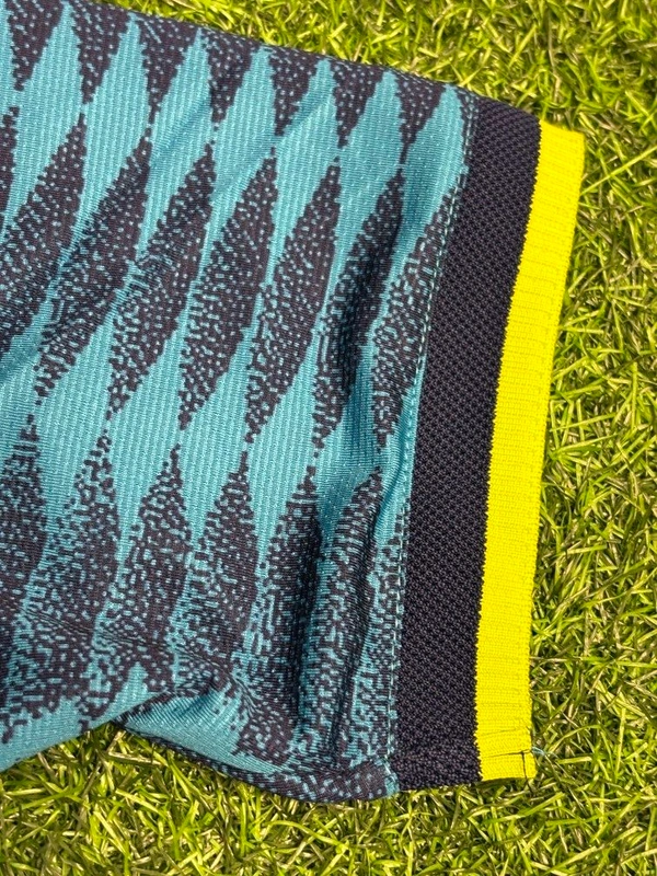 Colombia 2026 World Cup Away Kit Player Edition - S