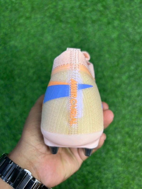Mercurial Vapor 16 Elite Cream Colour Low-top SG (Metal Studs) - 7.5