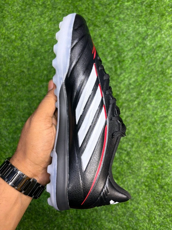 Copa Pure 4 Elite Black Low-top Turf/AG With Lace - 8