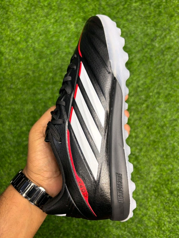 Copa Pure 4 Elite Black Low-top Turf/AG With Lace - 6.5