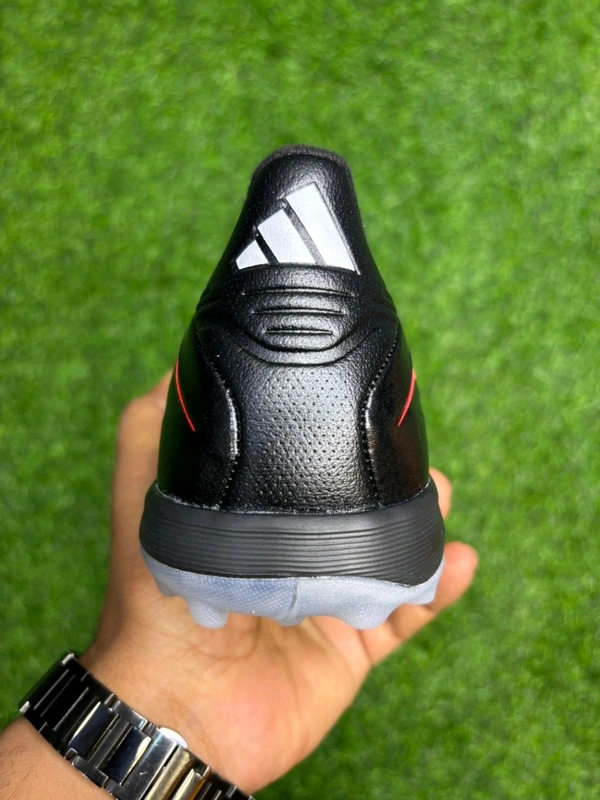 Copa Pure 4 Elite Black Low-top Turf/AG With Lace - 6.5