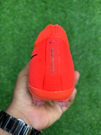 Vapor 17 Elite Red Colour Low-top FG With Lace - 5.5