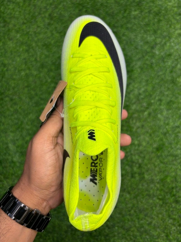 Vapor 17 Elite Green White Low-top FG With Lace - 7