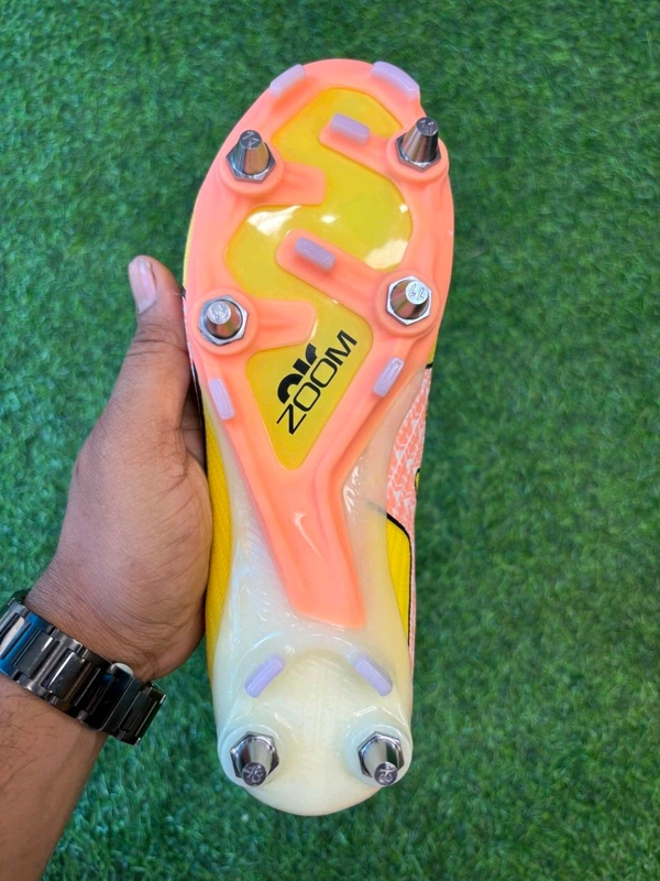 Mercurial Vapor 15 Yellow Low-top SG With Lace (Metal Studs) - 8.5