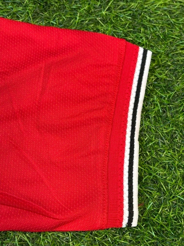 Manchester United 26/27 Home Kit Player Edition - M