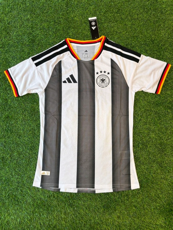 Germany 26/27 Home Kit Player Edition Half Sleeve - XL