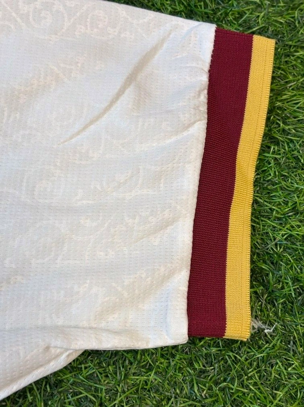 Spain 2026 World Cup Away Kit Fan Edition With Short - M
