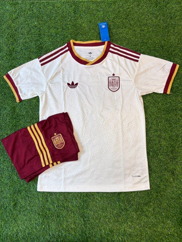 Spain 2026 World Cup Away Kit Fan Edition With Short - L