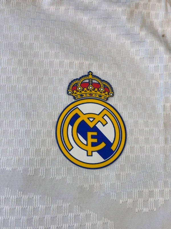 Madrid 26/27 Home Kit Player Edition Half Sleeve - XXL