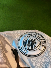 Manchester City White Dragon Kit Player Edition - XL