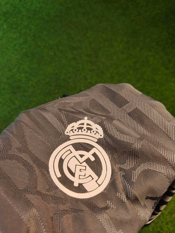Madrid Player Edition 24/25 3rd Kit - M