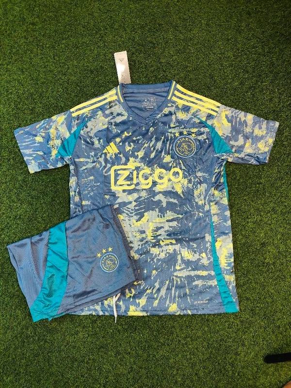 Ajax Away Fan Edition Set - S