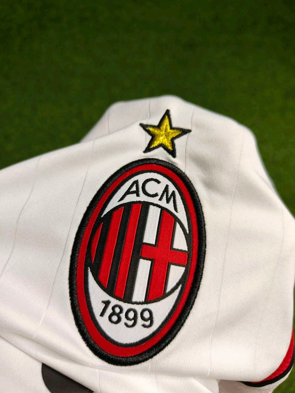Retro AC Milan Away 2006-07 Half Sleeve - M