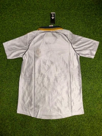 Retro Madrid Home 1999-2000 Half Sleeve - M