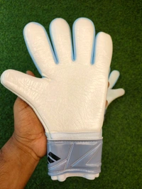 Predator Sky Blue Colour Match Gloves - 8