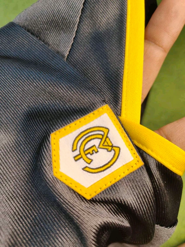 Retro Madrid 1998-99 Away Jersey - XL