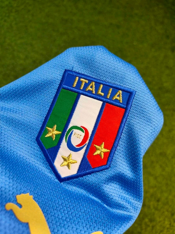 Retro Italy 2006 Home Jersey - XL
