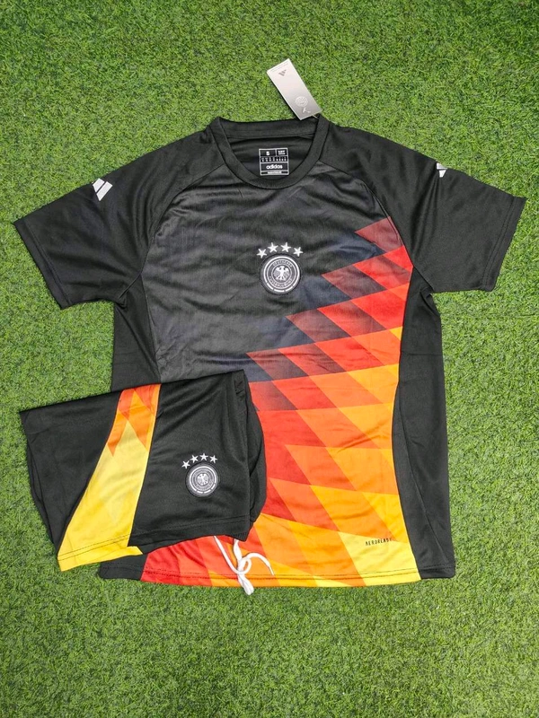 Germany 24/25 Pre Match Jersey With Short - XL