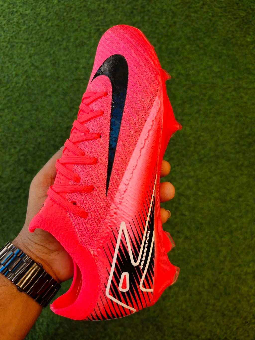 Mercurial Vapor 16 Red Colour With Less