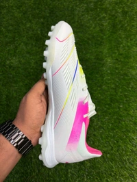 Predator Elite Pink Colour Astro/ Turf With Lace - 7.5