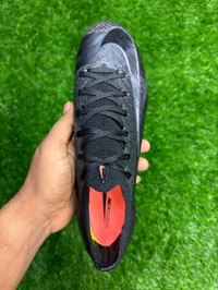Mercurial Vapor 16 Black Colour With Lace - 7.5
