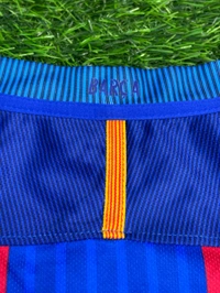 Barcelona 16/17 Home Retro Jersey - S