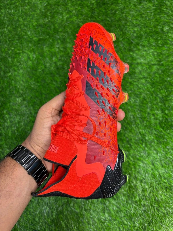 Predator Freak Orange High Top With Lace FG - 6