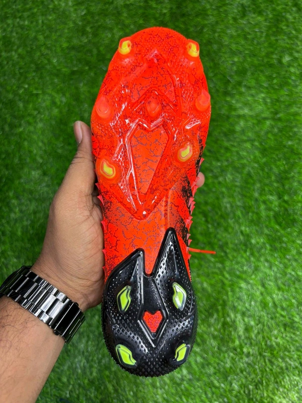 Predator Freak Orange High Top With Lace FG - 6