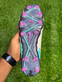 PhantomGX Elite Silver And Blue Low Top FG - 5.5