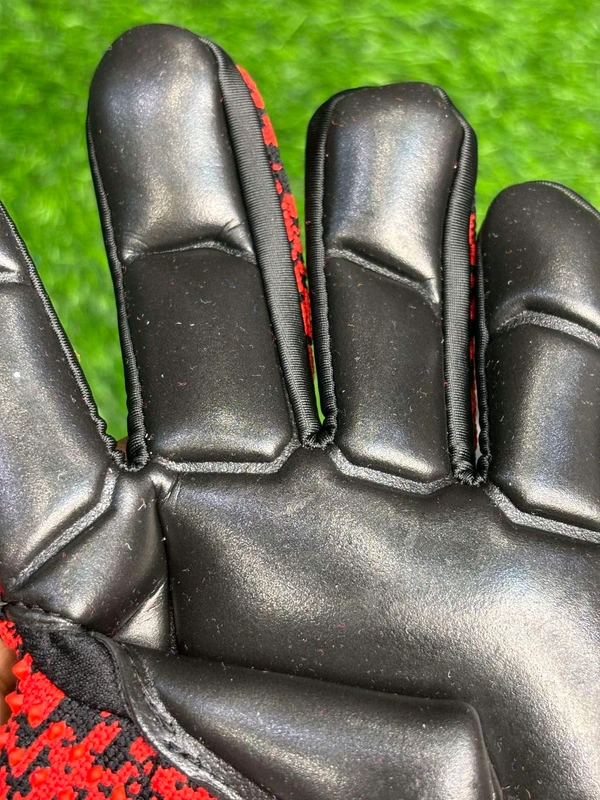 Predator Red And Black GK Gloves - 9