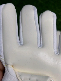 Future Ultimate White GK Gloves - 8