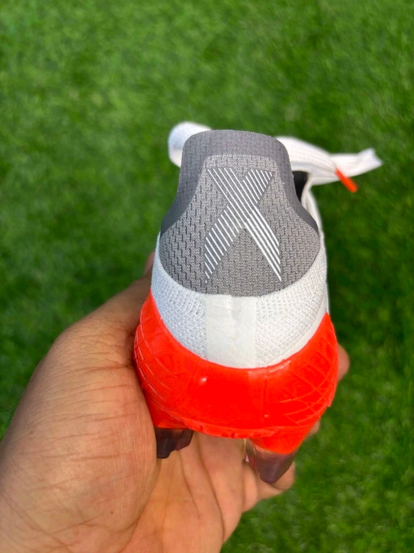 X Speedflow White Orange FG Low-Top With Lace - 8