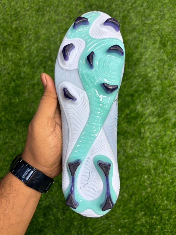 Future 8 Ultimate Baby Blue Colour FG With Lace - 9