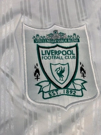 Retro Liverpool FC 1995-96 Away Half Sleeve - L