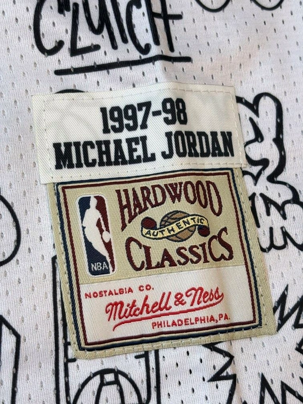 NBA Chicago Bulls White Colour - Jordan 23 - L