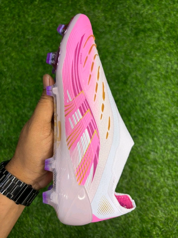 Predator Elite White And Pink Colour FG Without Lace - 6