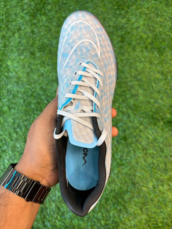 Hypervenom Phantom 3 Blue & Grey Low-top FG With Lace - 5.5