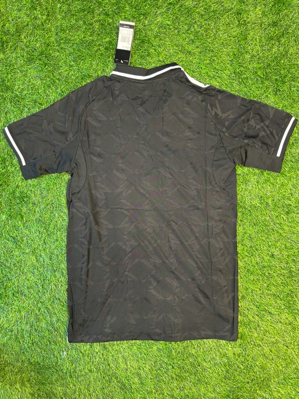 Manchester United Black Special Player Edition - M