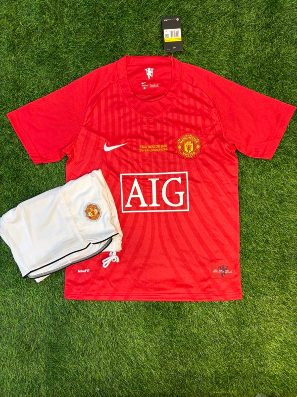 Retro Manchester United 2008 Home Fan Edition With Short - M